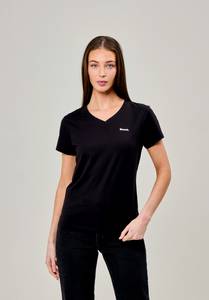 Bench. V-Shirt 