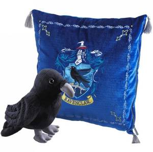 The Noble Collection House Mascot Ravenclaw 35x33cm (NOB7044)