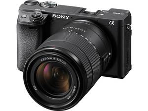  SONY Sony Alpha 6400 Kit Systemkamera mit Objektiv 18-135 mm, 7,6 cm Display Touchscreen, WLAN 