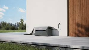 Anker SOLIX Solarbank 2 E1600 PRO, 1.6kWh Akkukapazität, IP65, 6000 Ladezyklen, LFP Akku, Kompatibel mit 99% der Balkonkraftwerke, Plug&Play in 5 Min 