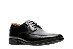 Clarks Schnürschuh Tilden Walk, mit modischer Ziernaht 