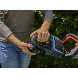 Gardena Akku-Heckenschere »ComfortCut P4All«, blauschwarz, Schwertlänge: 50 cm, mit Akku - blau | schwarz 